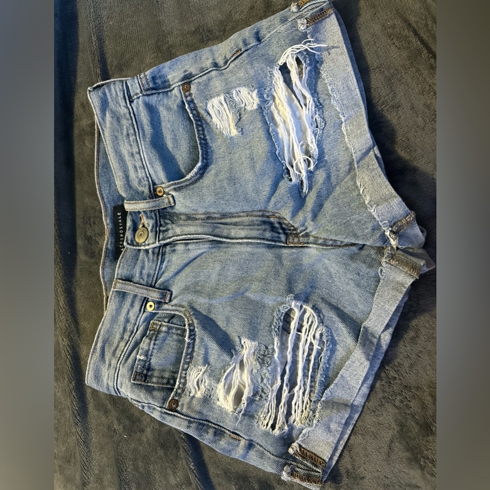 AE Mom Jean Shots